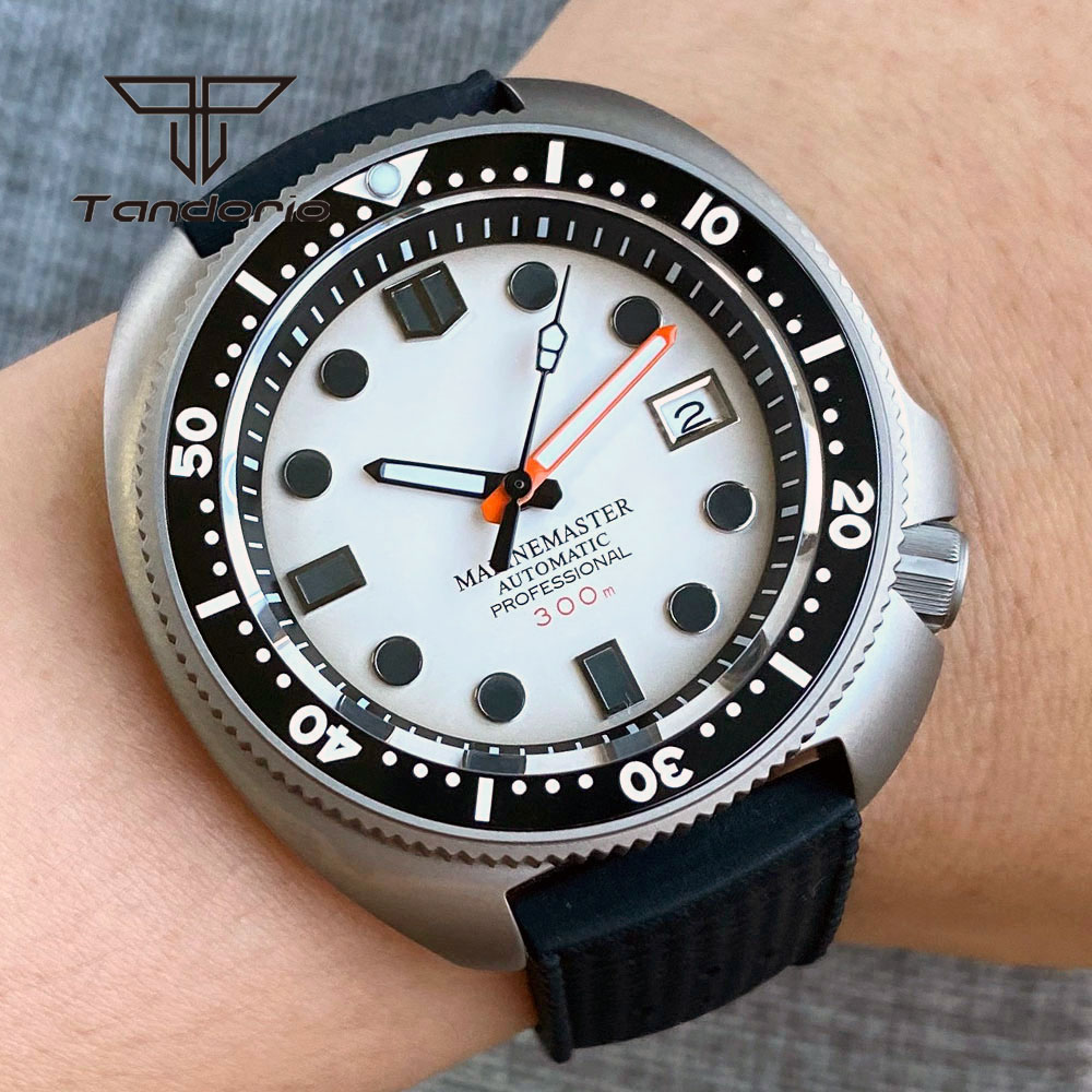 Tandorio Titanium NH35A 44mm 2 - Paper Weight Crystal recensie en prijs
